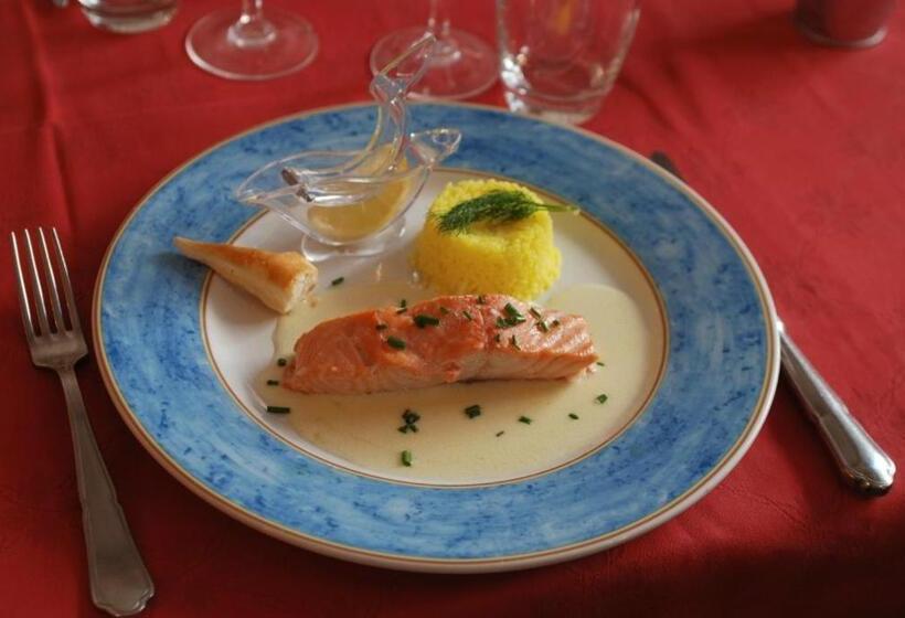 ホテル Logis Grand Hôtel De L Europe