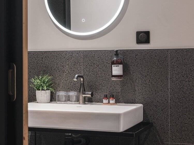 Maisons Du Monde Hotel & Suites   Nantes