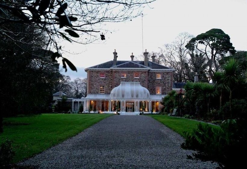 Отель Marlfield House