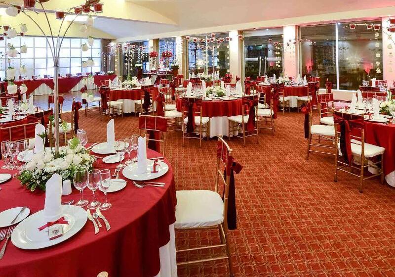 ホテル Mercure Alameda Quito