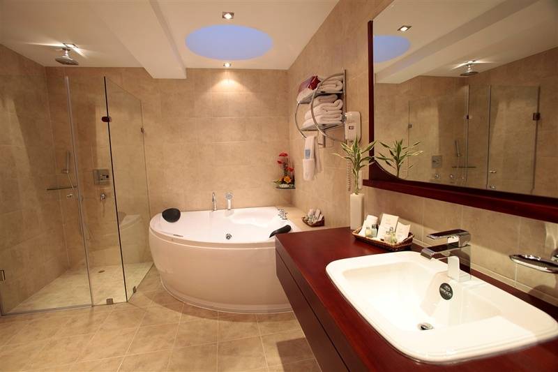 ホテル Mercure Alameda Quito