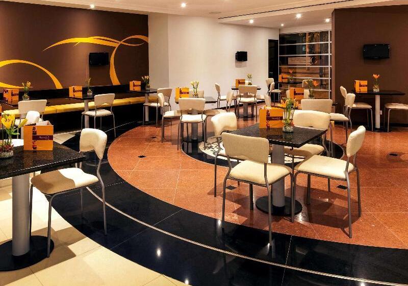 ホテル Mercure Alameda Quito