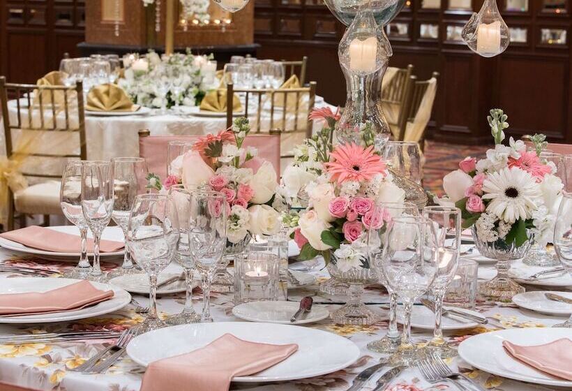 ホテル Mercure Alameda Quito