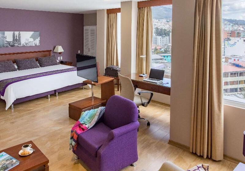 ホテル Mercure Alameda Quito