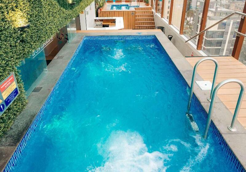 ホテル Mercure Alameda Quito