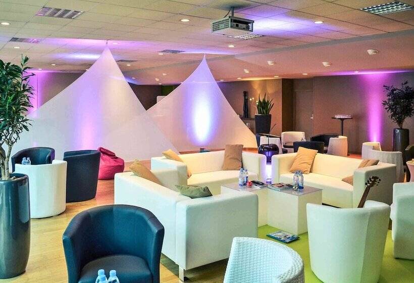 Mercure Besancon Parc Micaud   Hotel & Bar