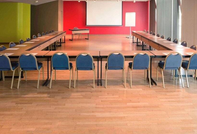 Mercure Besancon Parc Micaud   Hotel & Bar