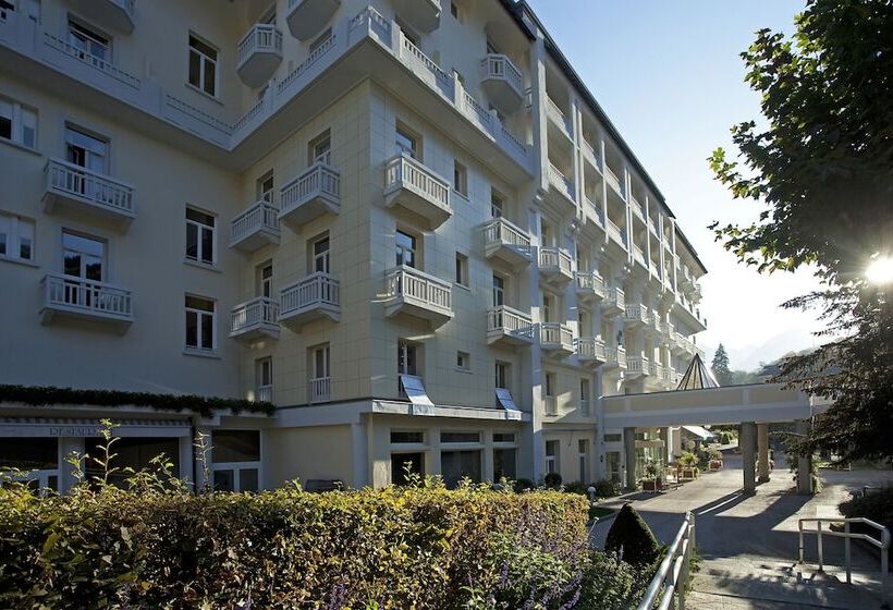 Отель B&b Home Brides Les Bains Les 3 Vallées