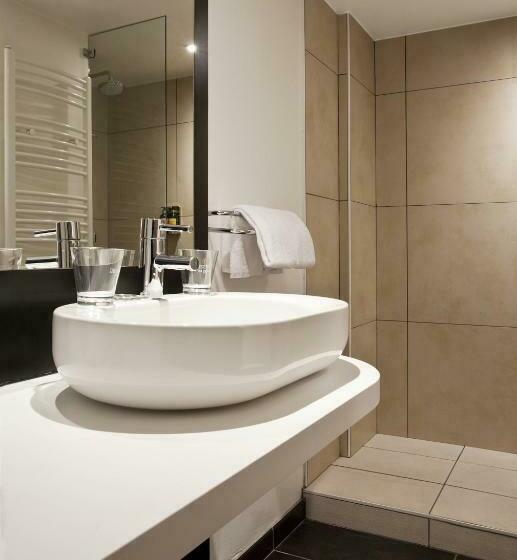 Отель B&b Home Brides Les Bains Les 3 Vallées