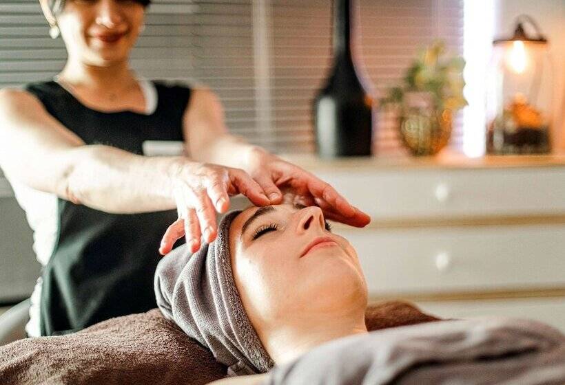 酒店 Mercure Cabourg Hôtel & Spa