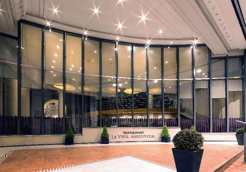 בית מלון כפרי Mercure Lille Roubaix Grand