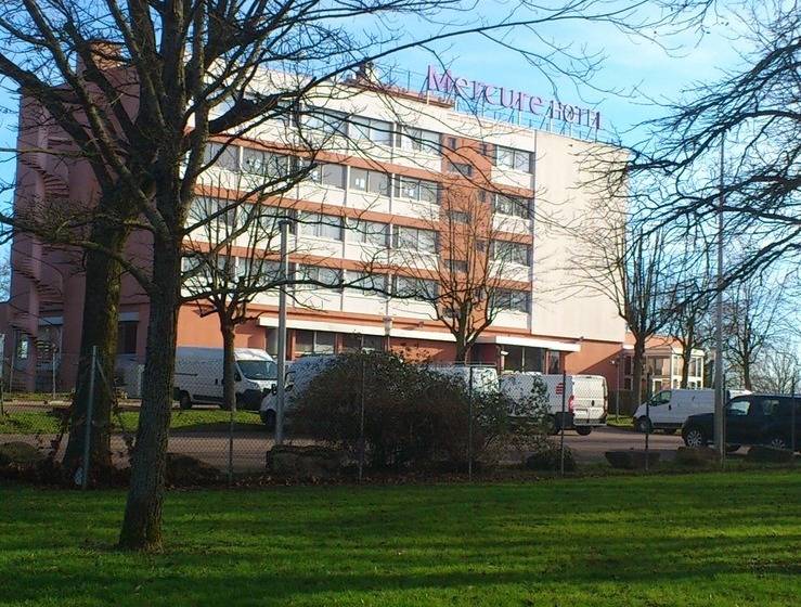 호텔 Mercure Macon Bord De Saone
