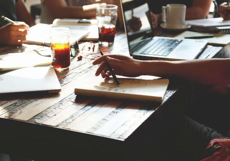 호텔 Mercure Macon Bord De Saone