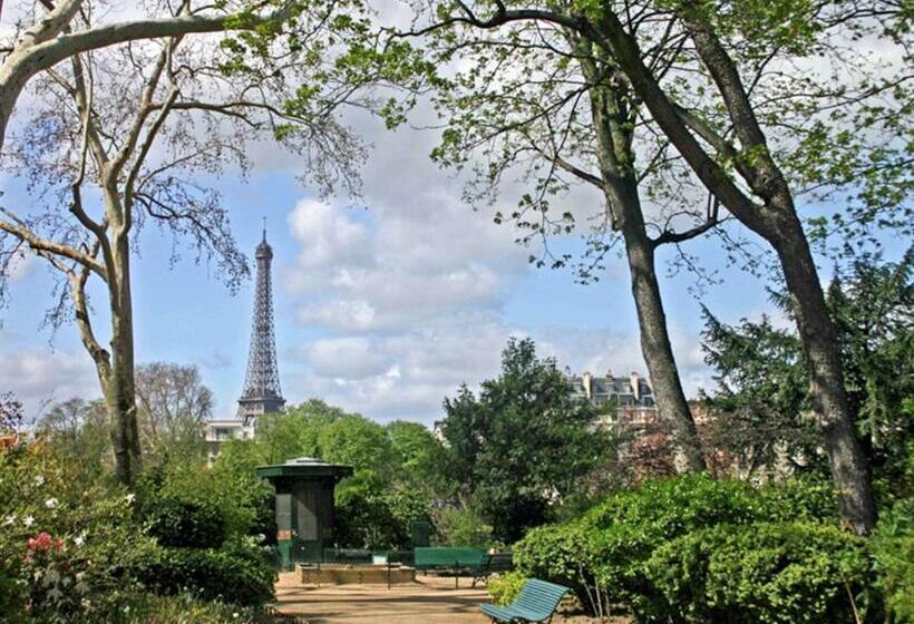 Отель Mercure Paris Roissy Cdg