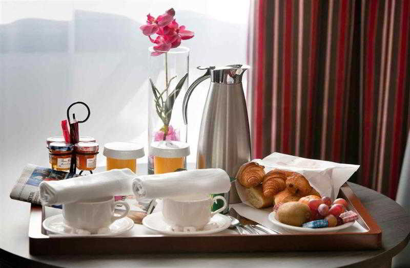 هتل Mercure Vannes Le Port