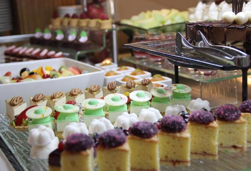 ホテル Millennium Downtown Abu Dhabi