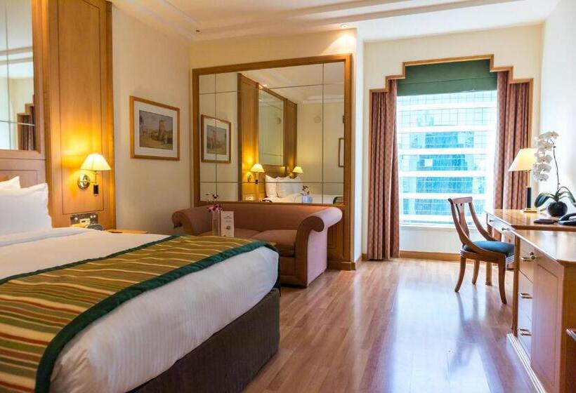 ホテル Millennium Downtown Abu Dhabi