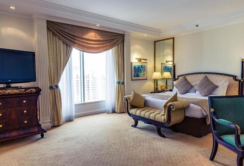 ホテル Millennium Downtown Abu Dhabi