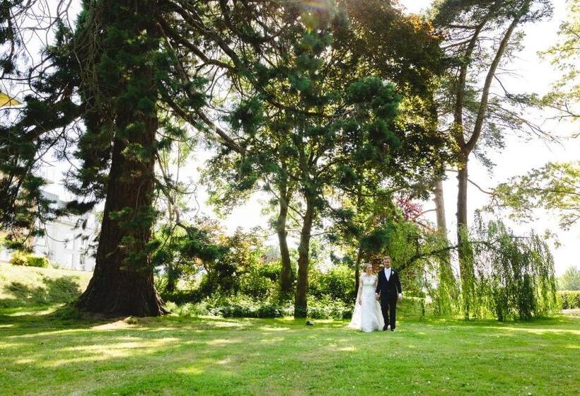 酒店 Minella & Leisure Centre