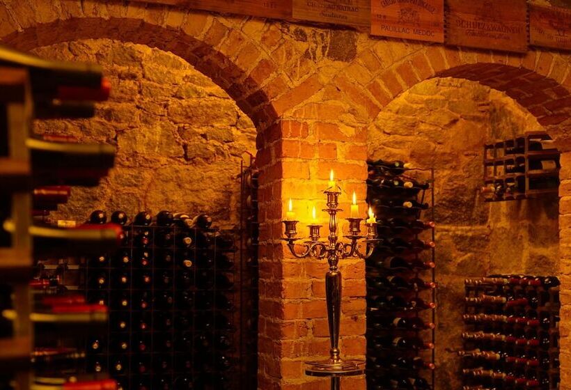 בית מלון כפרי Mount Falcon Estate