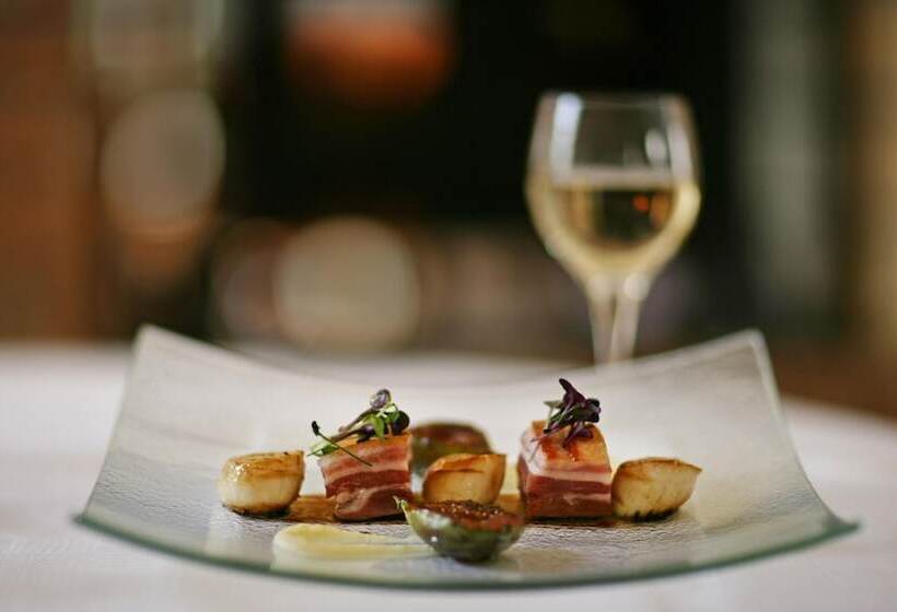 בית מלון כפרי Mount Falcon Estate