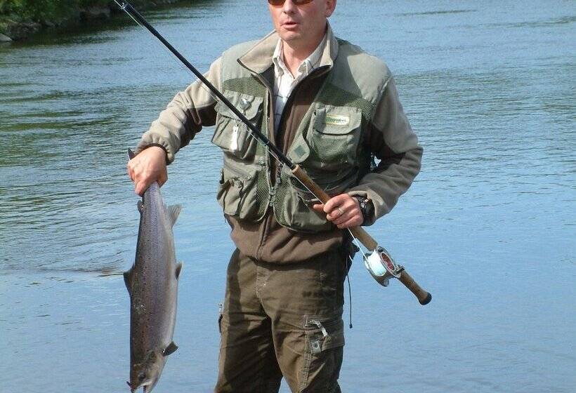 בית מלון כפרי Mount Falcon Estate