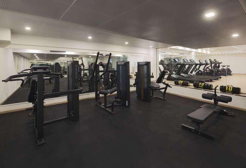 هتل Occidental Sharjah Grand