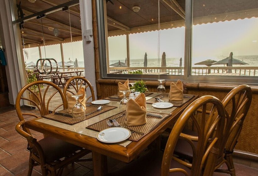 هتل Sharjah Carlton