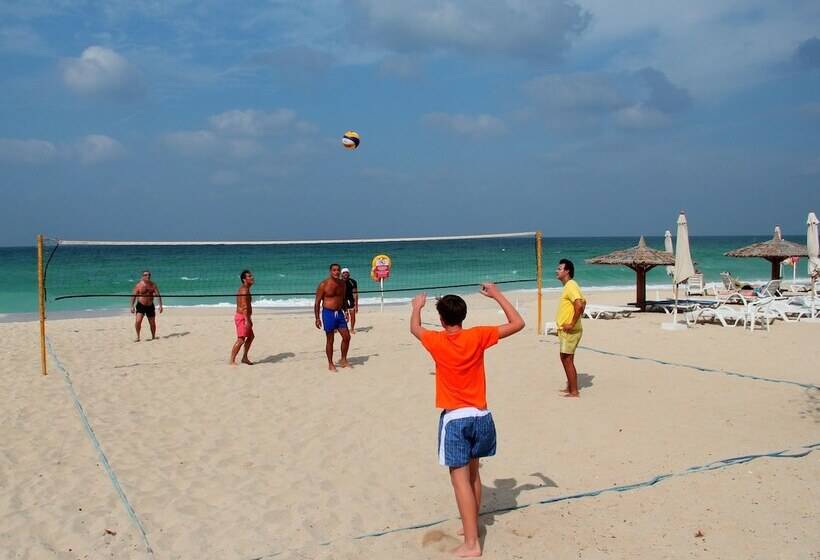 هتل Sharjah Carlton