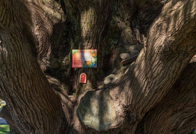 The Dunloe Hotel & Gardens