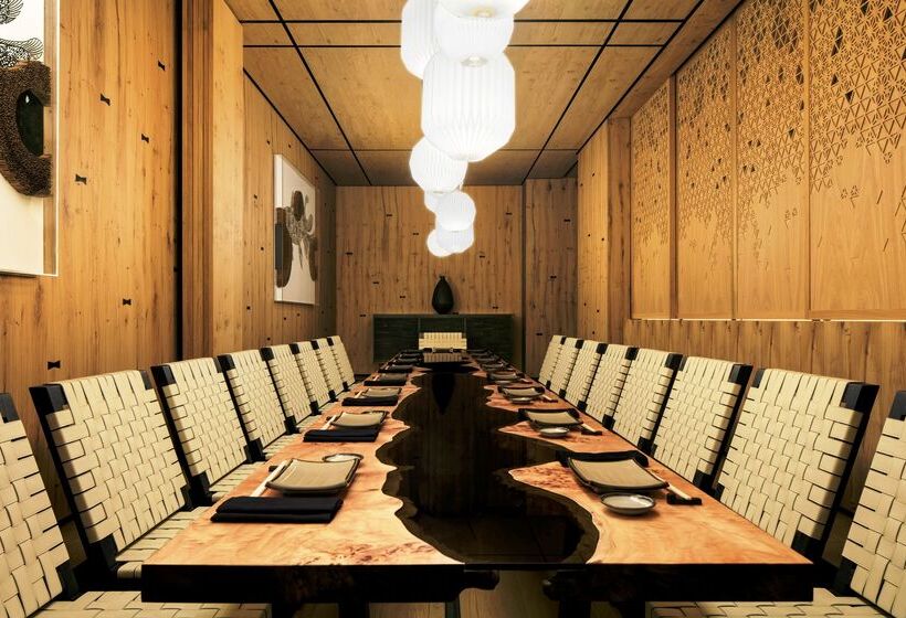 Отель Hyatt Regency Dubai Corniche