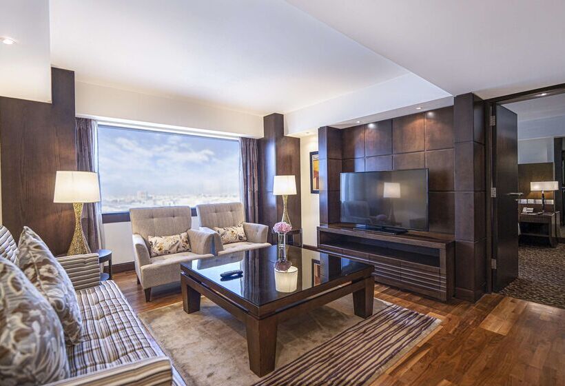 Отель Hyatt Regency Dubai Corniche