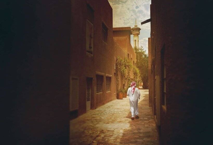 Отель Hyatt Regency Dubai Corniche