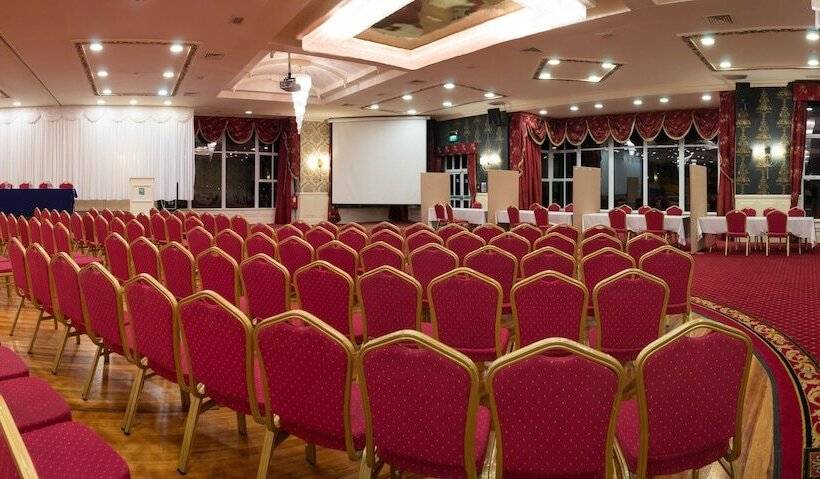 בית מלון כפרי The Great Northern