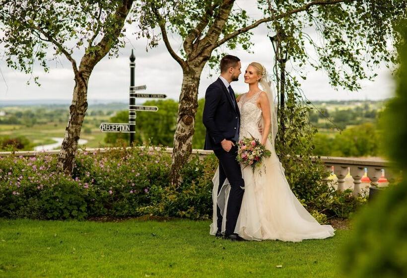 בית מלון כפרי The Inn At Dromoland