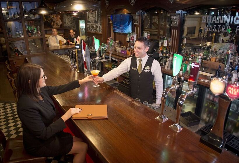 בית מלון כפרי The Inn At Dromoland