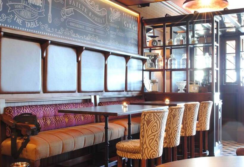 בית מלון כפרי The Inn At Dromoland