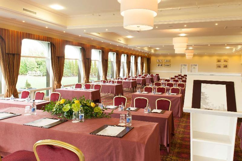 בית מלון כפרי The Inn At Dromoland