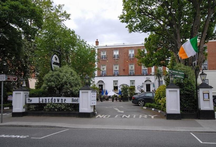 هتل The Lansdowne