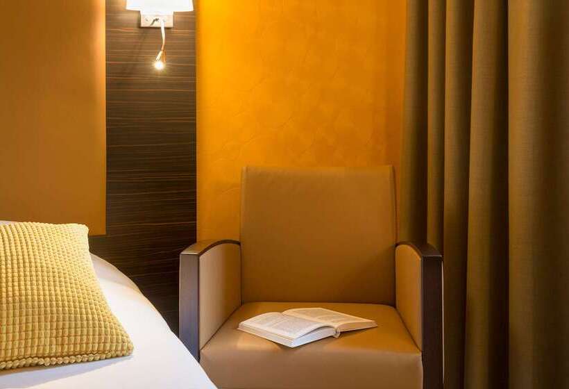 Отель The Originals City, Hôtel Aster, Saintavold Nord