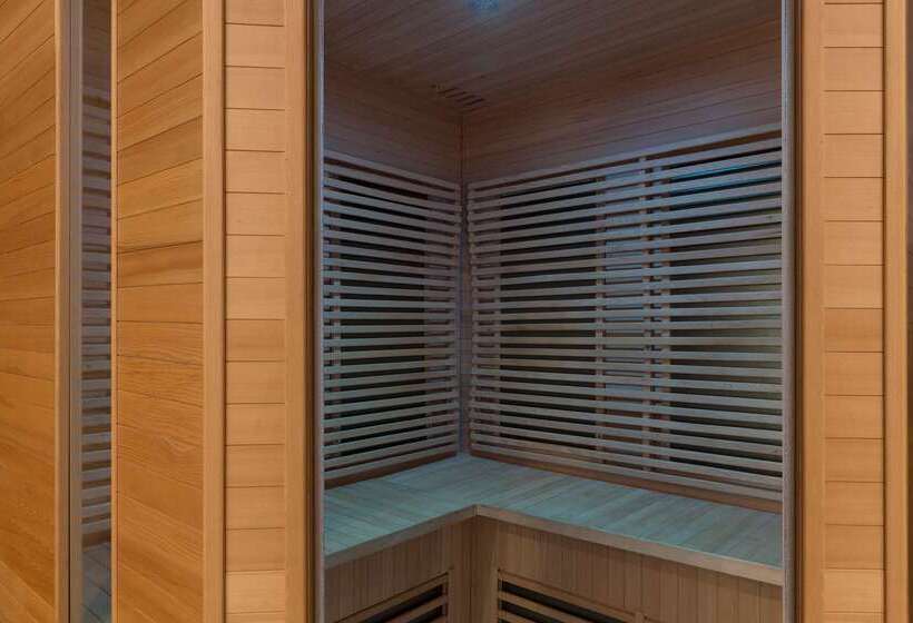 Отель The Originals City, Hôtel Aster, Saintavold Nord