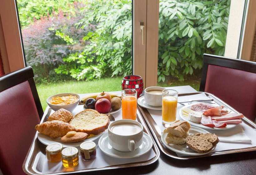 Отель The Originals City, Hôtel Aster, Saintavold Nord