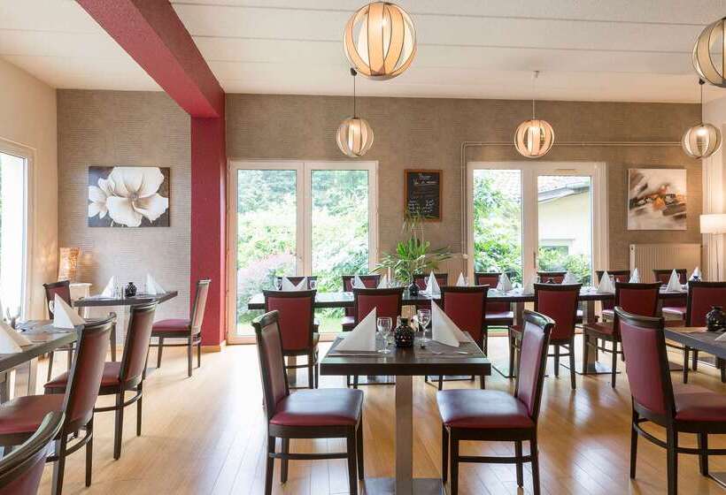 Отель The Originals City, Hôtel Aster, Saintavold Nord