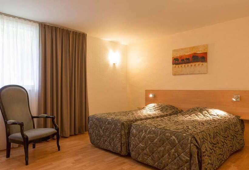 Отель The Originals City, Hôtel Aster, Saintavold Nord