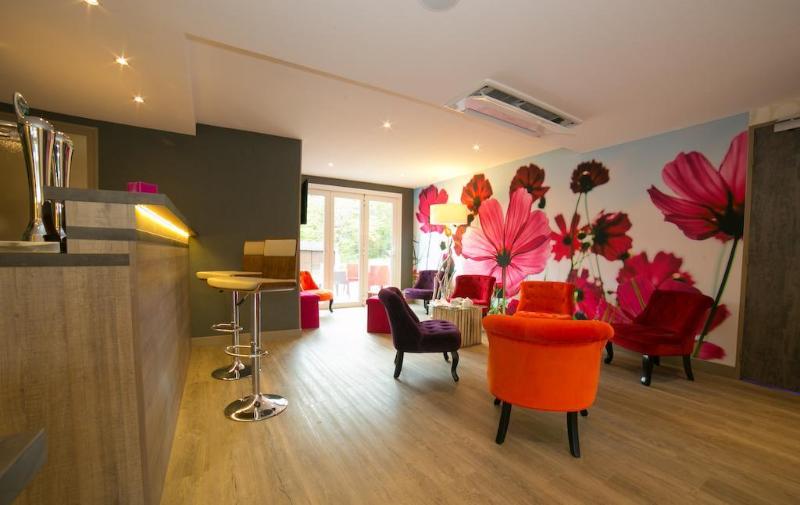 酒店 The Originals City, Hôtel Le Garden, Tours Sud