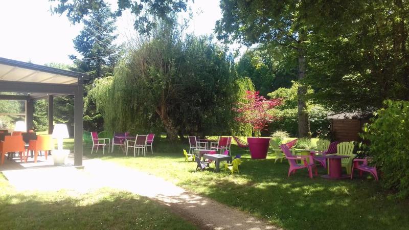 בית מלון כפרי The Originals City, Hôtel Le Garden, Tours Sud