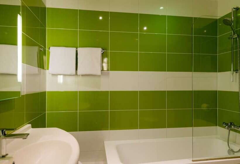 酒店 The Originals City, Hôtel Le Garden, Tours Sud