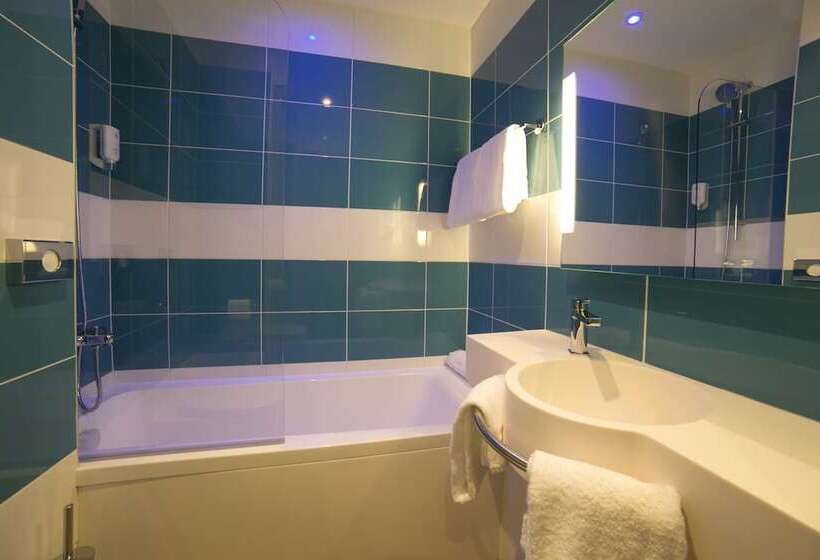 酒店 The Originals City, Hôtel Le Garden, Tours Sud