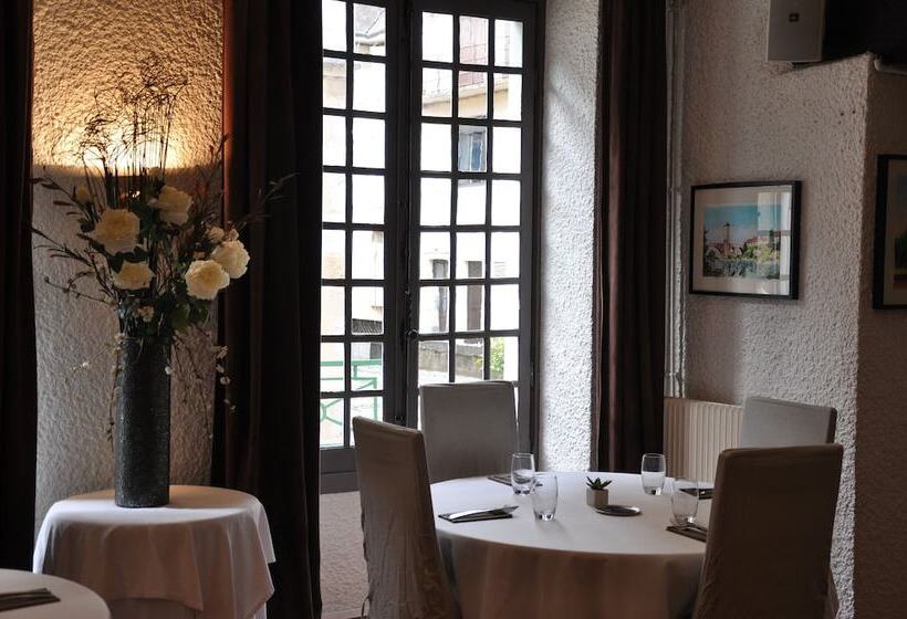 בית מלון כפרי The Originals City, Hôtel la Reine Jeanne, Orthez