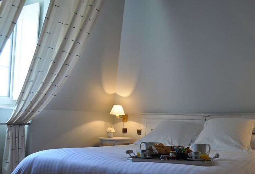 בית מלון כפרי The Originals City, Hôtel la Reine Jeanne, Orthez